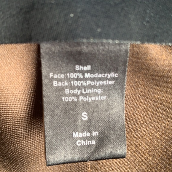 Victoria Secret 💕💕🛍Moda international Sweet Deep Chocolate Brown fur wrap 🎁 - Picture 12 of 12